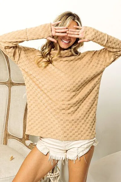 Checkered Round Neck Thumbhole Long Sleeve Top