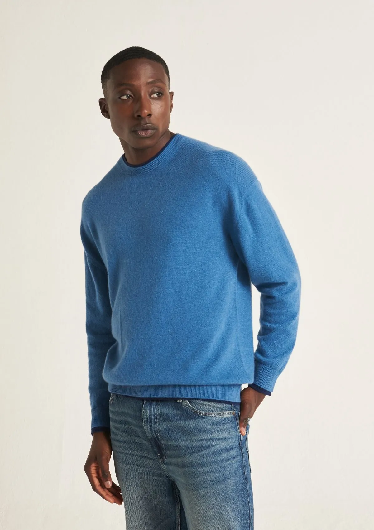 Mens Cashmere Crew Neck Sweater in Marina Blue