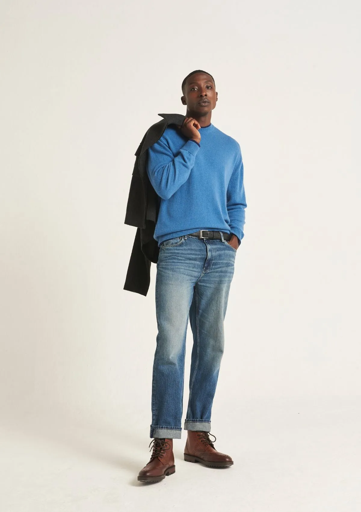 Mens Cashmere Crew Neck Sweater in Marina Blue