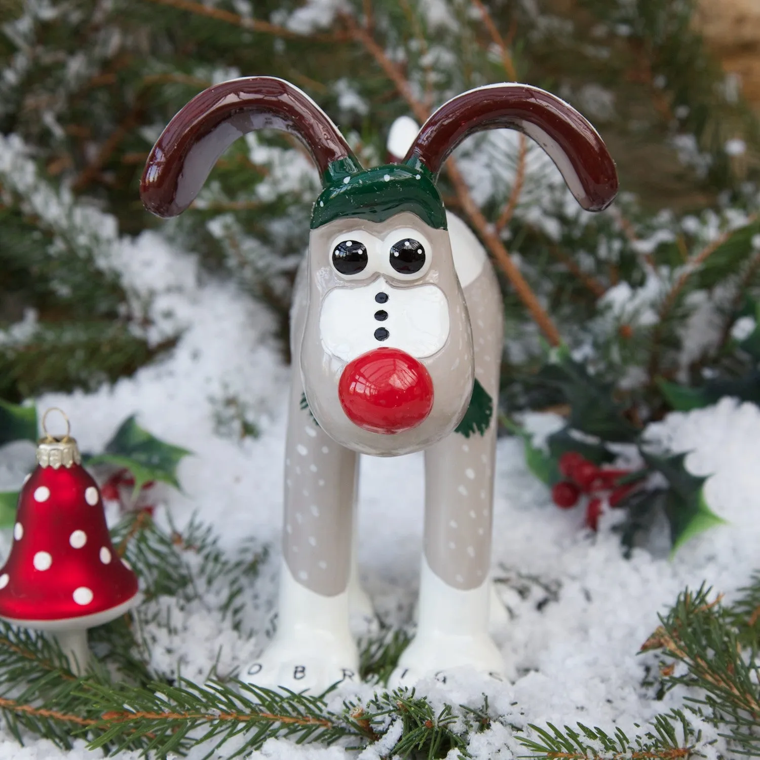 The Snow Gromit Figurine created by Raymond Briggs