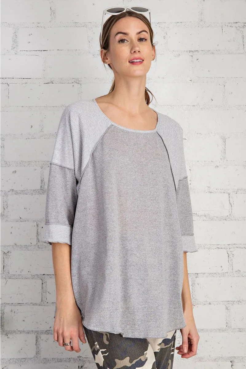 Ultra soft and lightweight cotton/span mix stripe contrast loose fit top